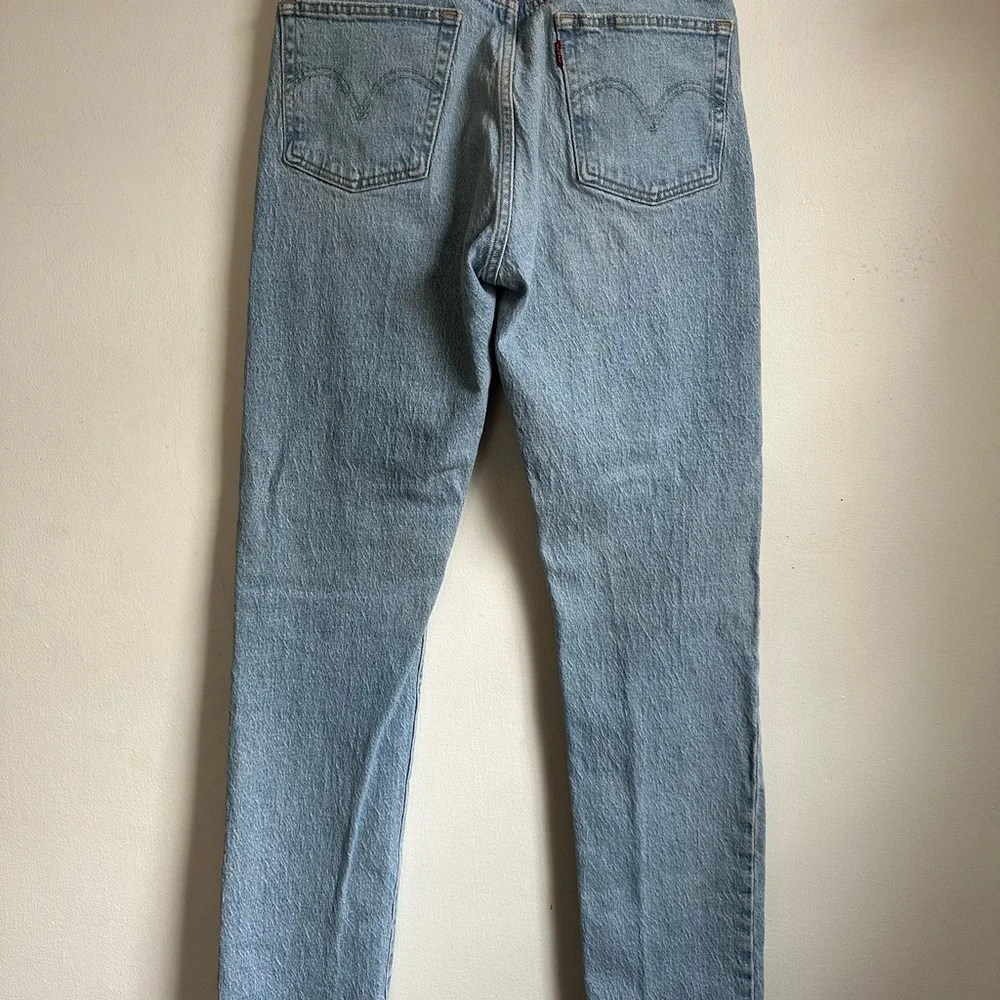 Levi's Men's Light Blue Straight Jeans - Picture 4 of 6